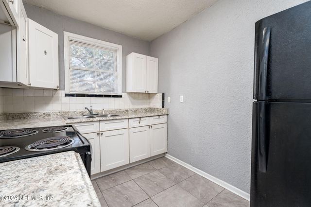 2906 SILVER Street 4, Jacksonville, FL 32206