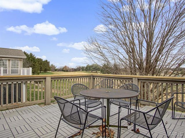 630 Hamacher Street, Waterloo, IL 62298