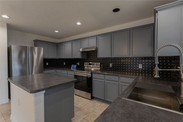 1300 Wind Star Way, Fort Worth, TX 76108