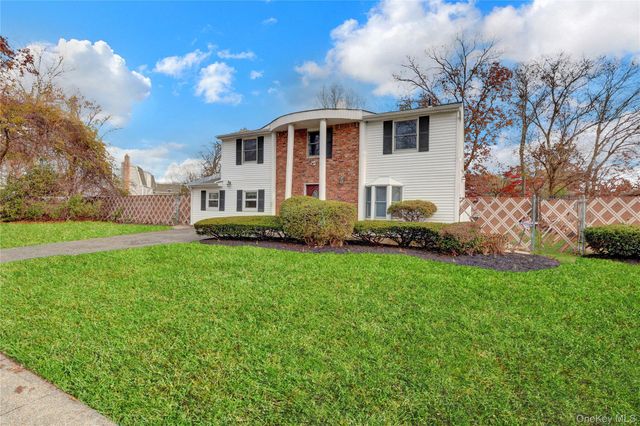 3 Imperial Drive, Selden, NY 11784