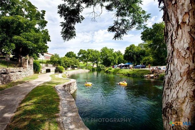 443 Cleveland Way, New Braunfels, TX 78130