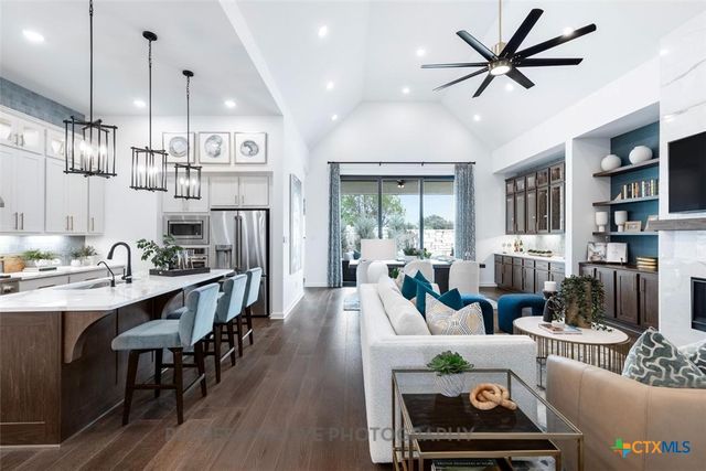 443 Cleveland Way, New Braunfels, TX 78130