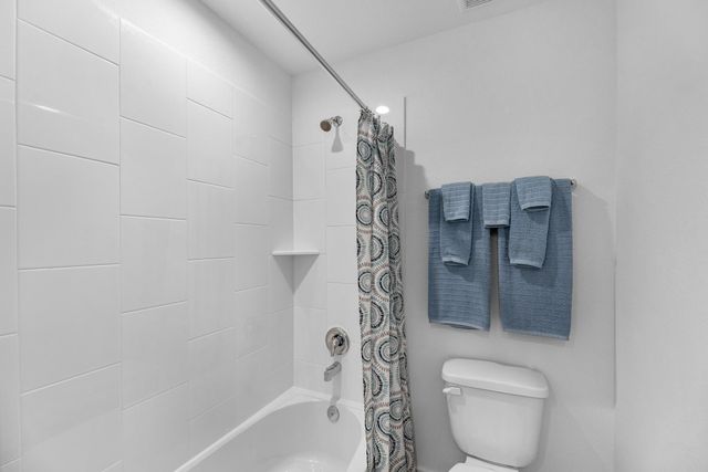 3214 Bolt Rope Drive, Texas City, TX 77539