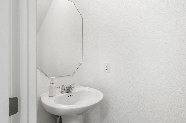 226 Orange Mimosa LN, Leander, TX 78641