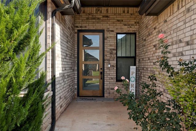 9305 SW 44th Terrace, Oklahoma City, OK 73179