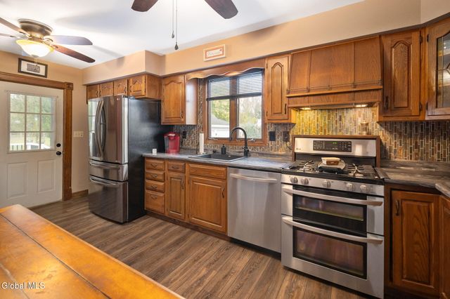 160 3rd Street, Waterford, NY 12188