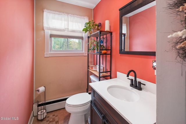 160 3rd Street, Waterford, NY 12188