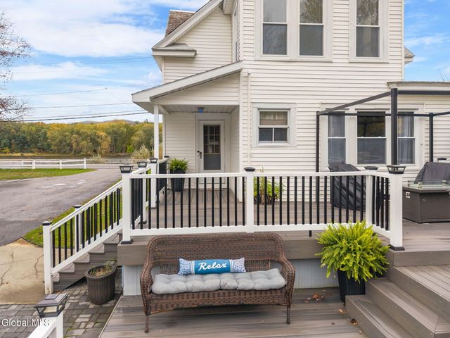 160 3rd Street, Waterford, NY 12188