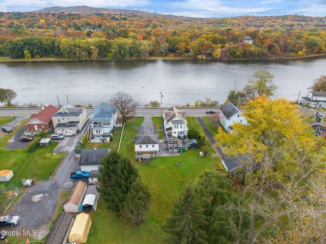 160 3rd Street, Waterford, NY 12188