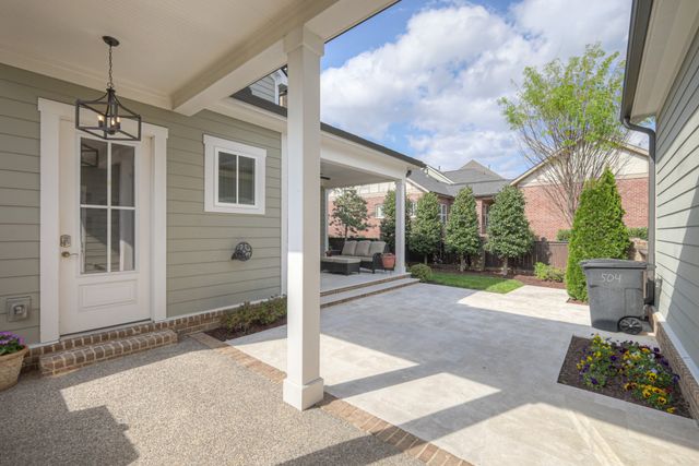 504 Lockwood Ln, Franklin, TN 37064