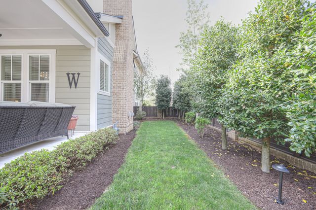 504 Lockwood Ln, Franklin, TN 37064