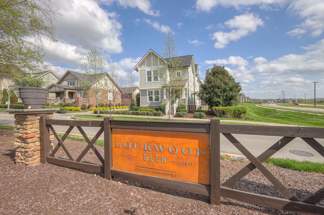 504 Lockwood Ln, Franklin, TN 37064