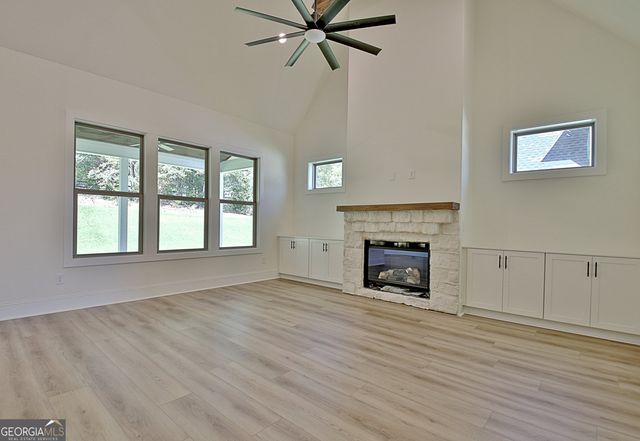 50 Greylock Creek Drive, Senoia, GA 30276