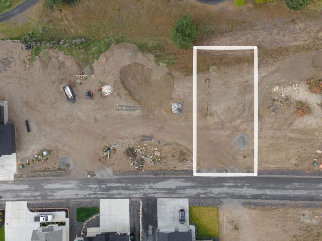 11811 E HONEYCOMB SPRINGS Ln, Spokane, WA 99206