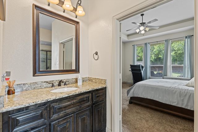 1711 Crescent Oak Street, Wylie, TX 75098