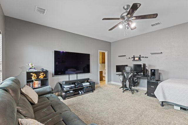 1711 Crescent Oak Street, Wylie, TX 75098