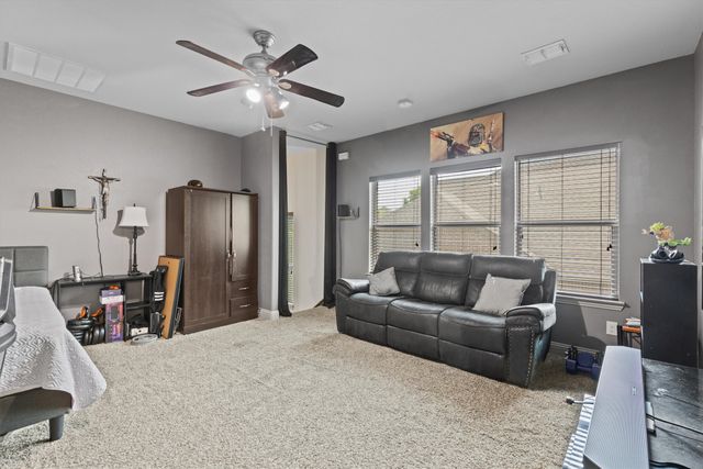 1711 Crescent Oak Street, Wylie, TX 75098
