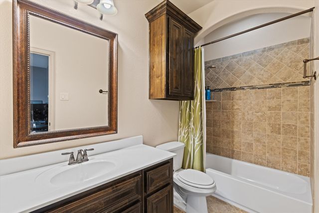1711 Crescent Oak Street, Wylie, TX 75098