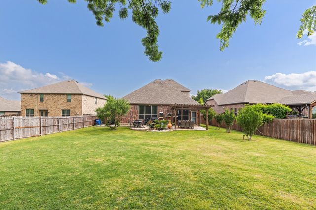 1711 Crescent Oak Street, Wylie, TX 75098