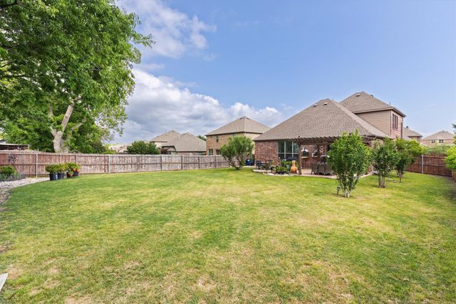 1711 Crescent Oak Street, Wylie, TX 75098