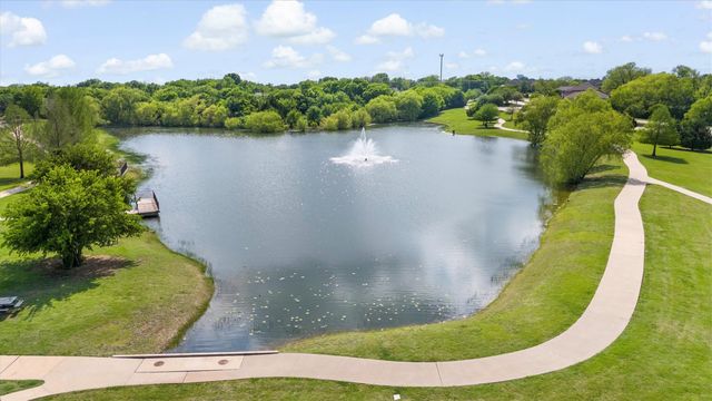 1711 Crescent Oak Street, Wylie, TX 75098