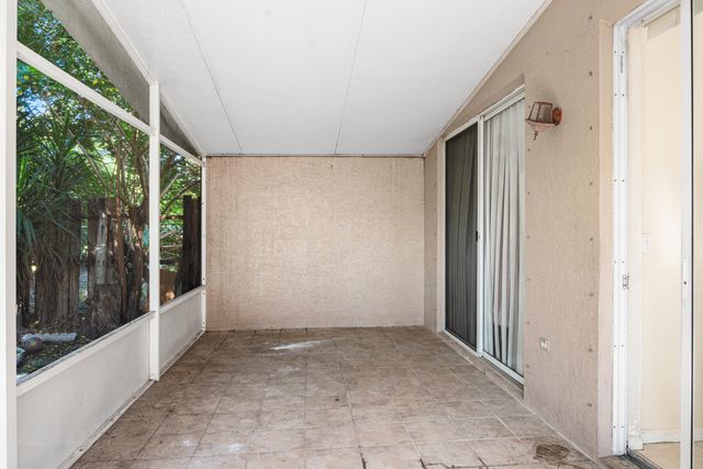 6179 Savannah Way, Lake Worth, FL 33463