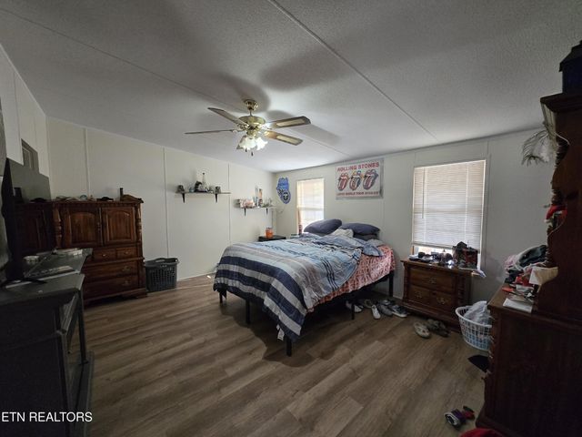 258 Dartmoor Drive, Crossville, TN 38558