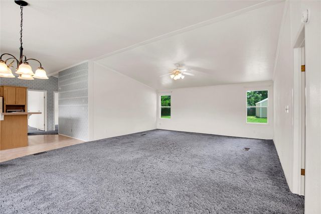 145 Cedar Shade LN, Bastrop, TX 78602