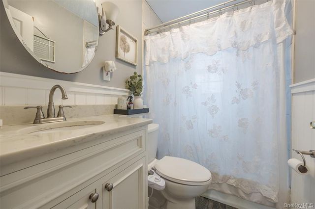 18 yale Place, Lynbrook, NY 11563