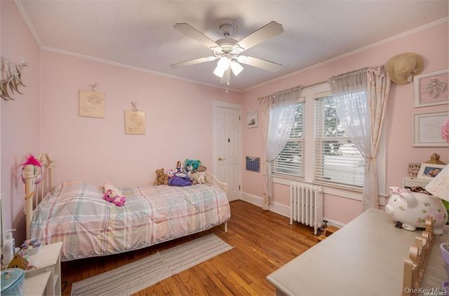 18 yale Place, Lynbrook, NY 11563