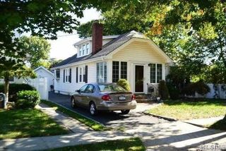 18 yale Place, Lynbrook, NY 11563