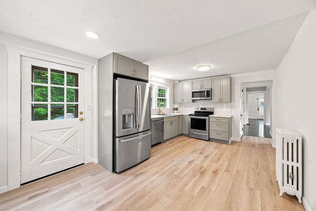 3 Sylvester Street, Concord, NH 03301