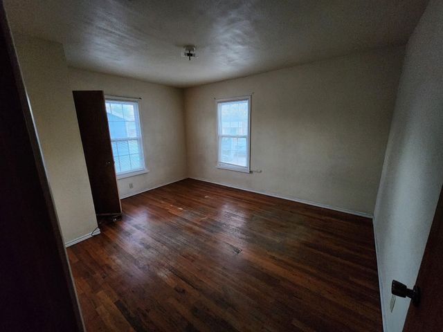 515 Jordan Lane, Arlington, TX 76012