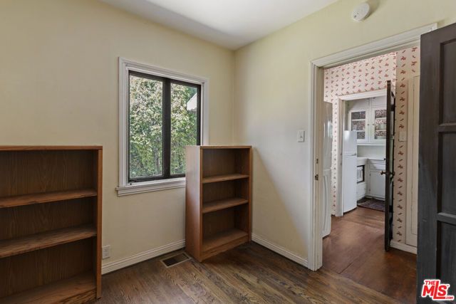 2489 Moreno Drive, Los Angeles, CA 90039