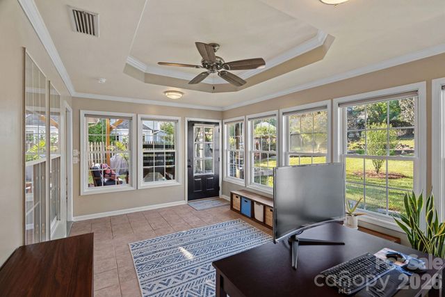 10327 Shady Rest Lane, Charlotte, NC 28214