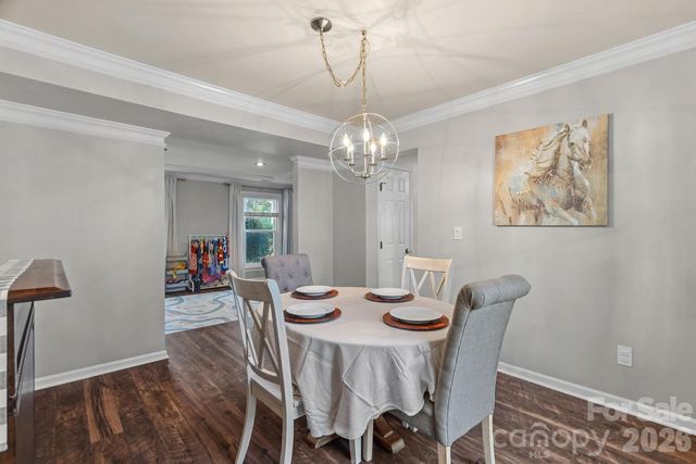 10327 Shady Rest Lane, Charlotte, NC 28214