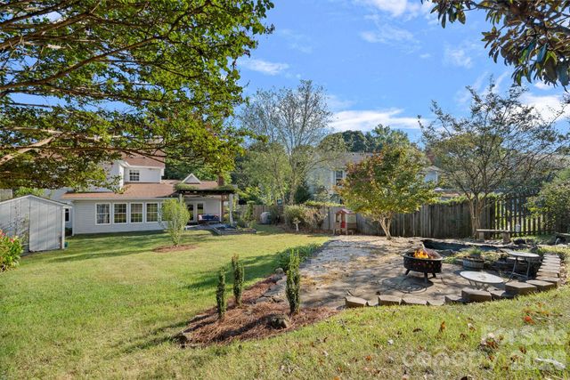10327 Shady Rest Lane, Charlotte, NC 28214