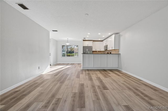 11340 W Bayshore Drive, Crystal River, FL 34429