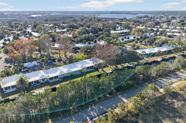 11340 W Bayshore Drive, Crystal River, FL 34429