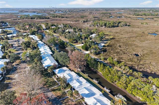 11340 W Bayshore Drive, Crystal River, FL 34429