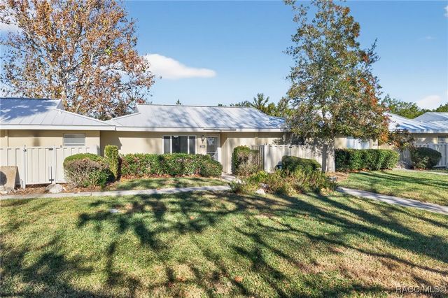 11340 W Bayshore Drive, Crystal River, FL 34429