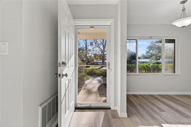 11340 W Bayshore Drive, Crystal River, FL 34429