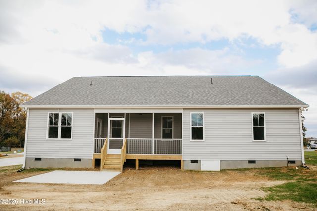 103 Lucky Lane, Pikeville, NC 27863