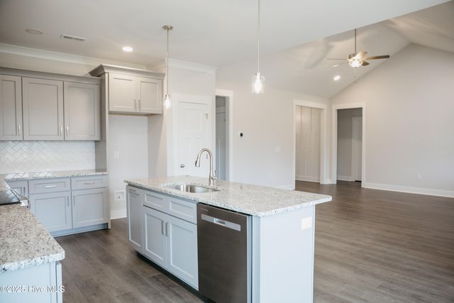 103 Lucky Lane, Pikeville, NC 27863