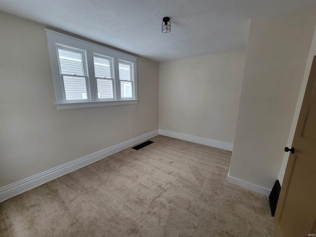 3112 Plaza Drive, Fort Wayne, IN 46806