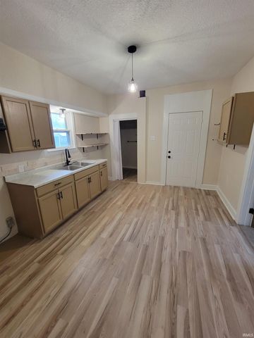 3112 Plaza Drive, Fort Wayne, IN 46806