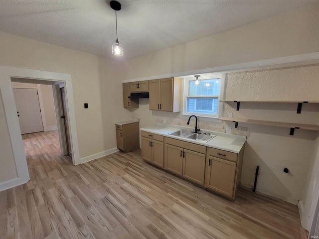 3112 Plaza Drive, Fort Wayne, IN 46806