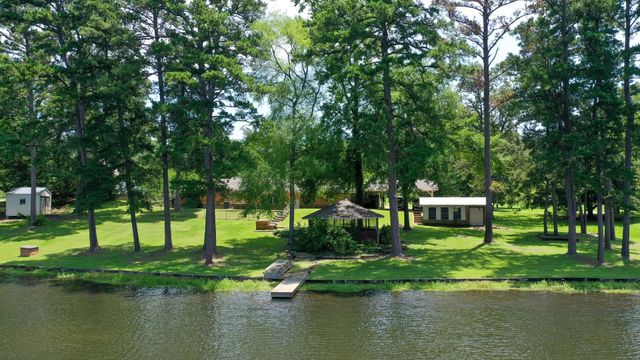 316 County Road 2750, Hughes Springs, TX 75656