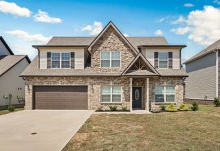 1620 Kestrel Dr, Clarksville, TN 37040