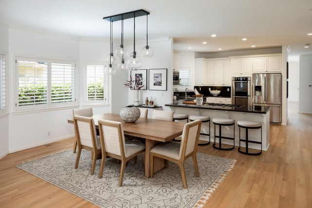 810 Arroyo Court, Palo Alto, CA 94306